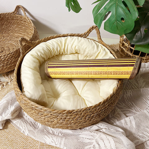 Four Seasons Woven Cat Bed