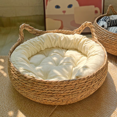 Four Seasons Woven Cat Bed