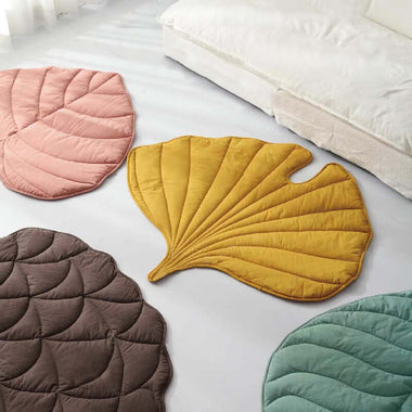 Leaf Shape Pet Blanket