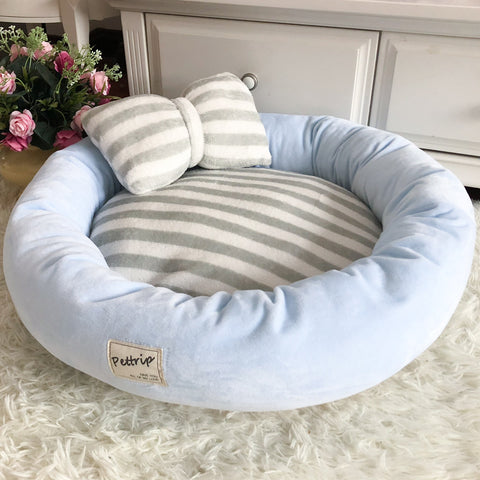 Plush Donut Pet Bed with Pillow